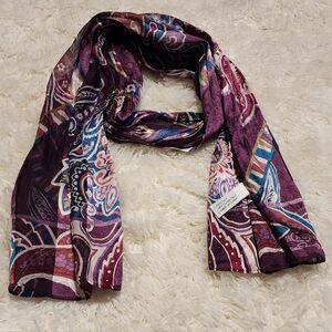 OSCAR De la Renta  Paisley/Floral Patterned Scarf in Purple and Blue